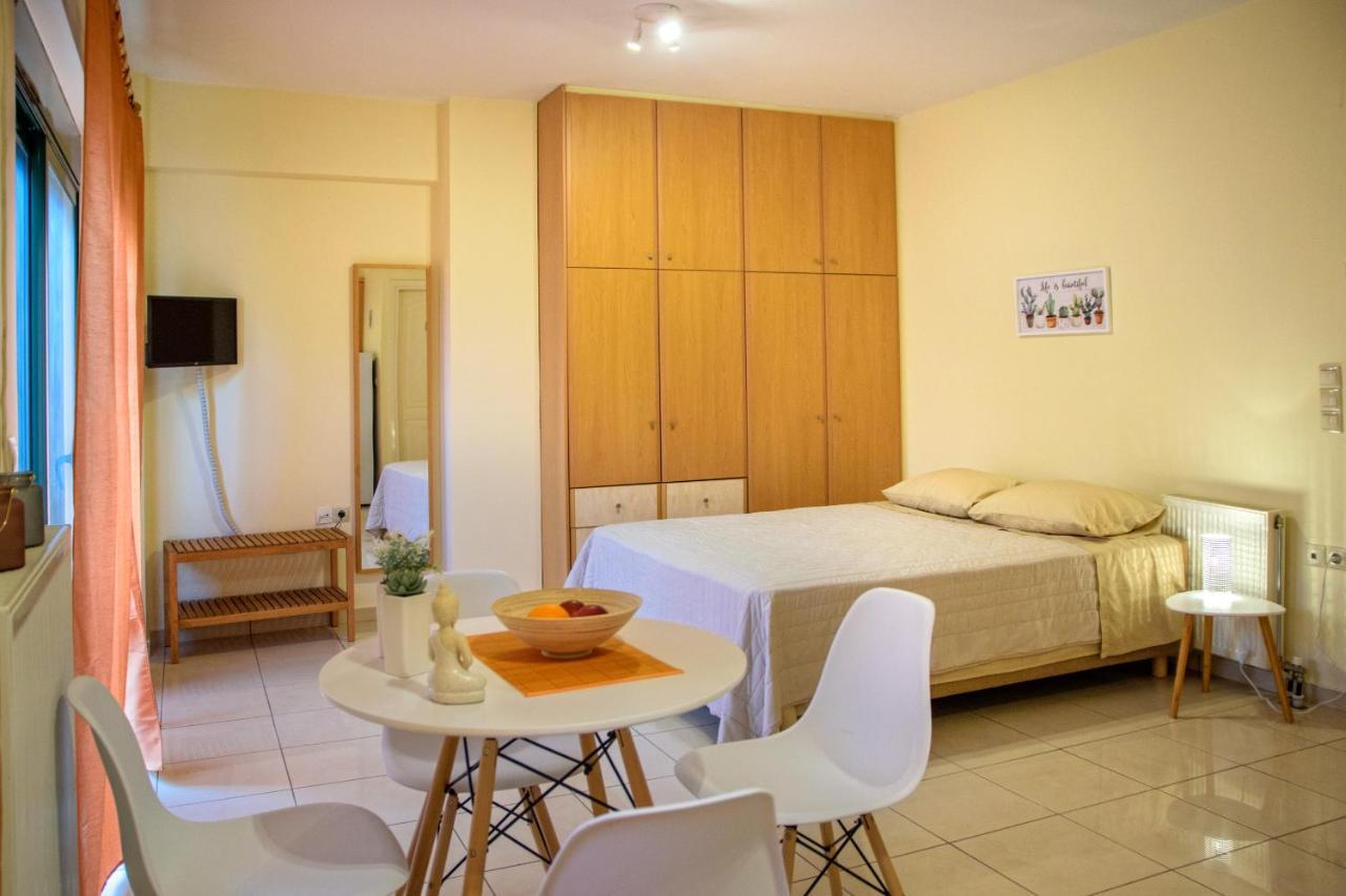 Sunny City Studio Kalamata Exterior photo